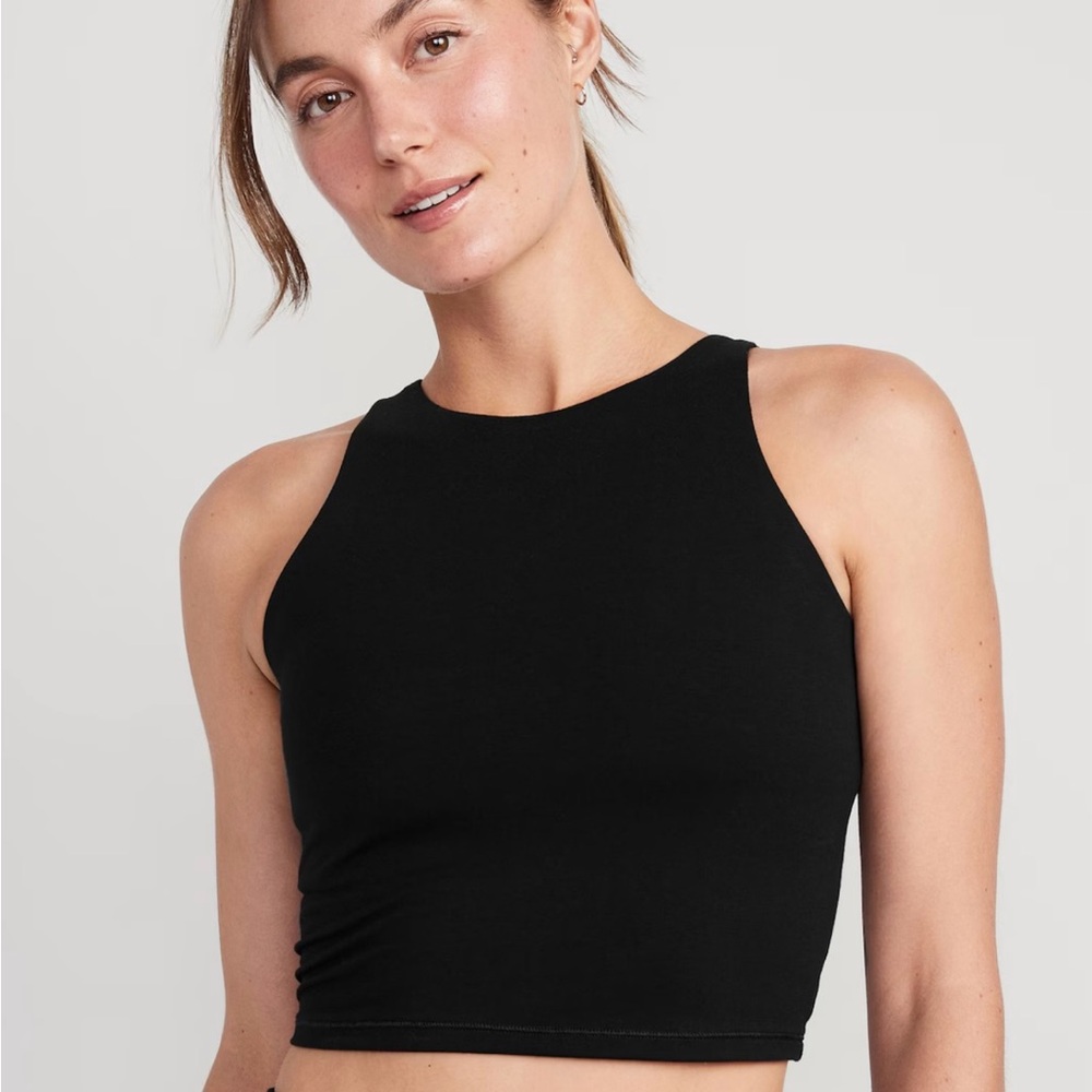 Trendy sports bra top! New with tags!!